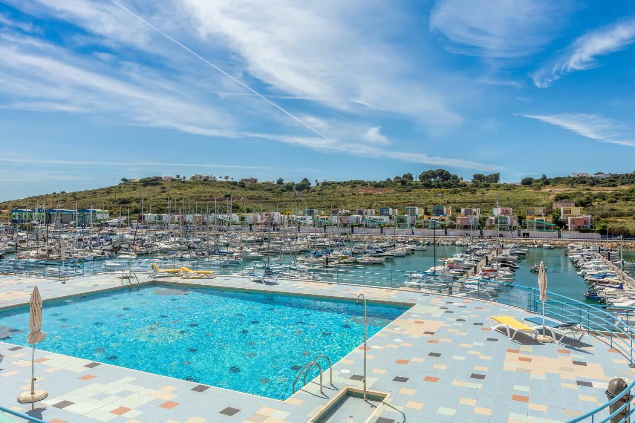 Marina View Apartment Albufeira Dış mekan fotoğraf