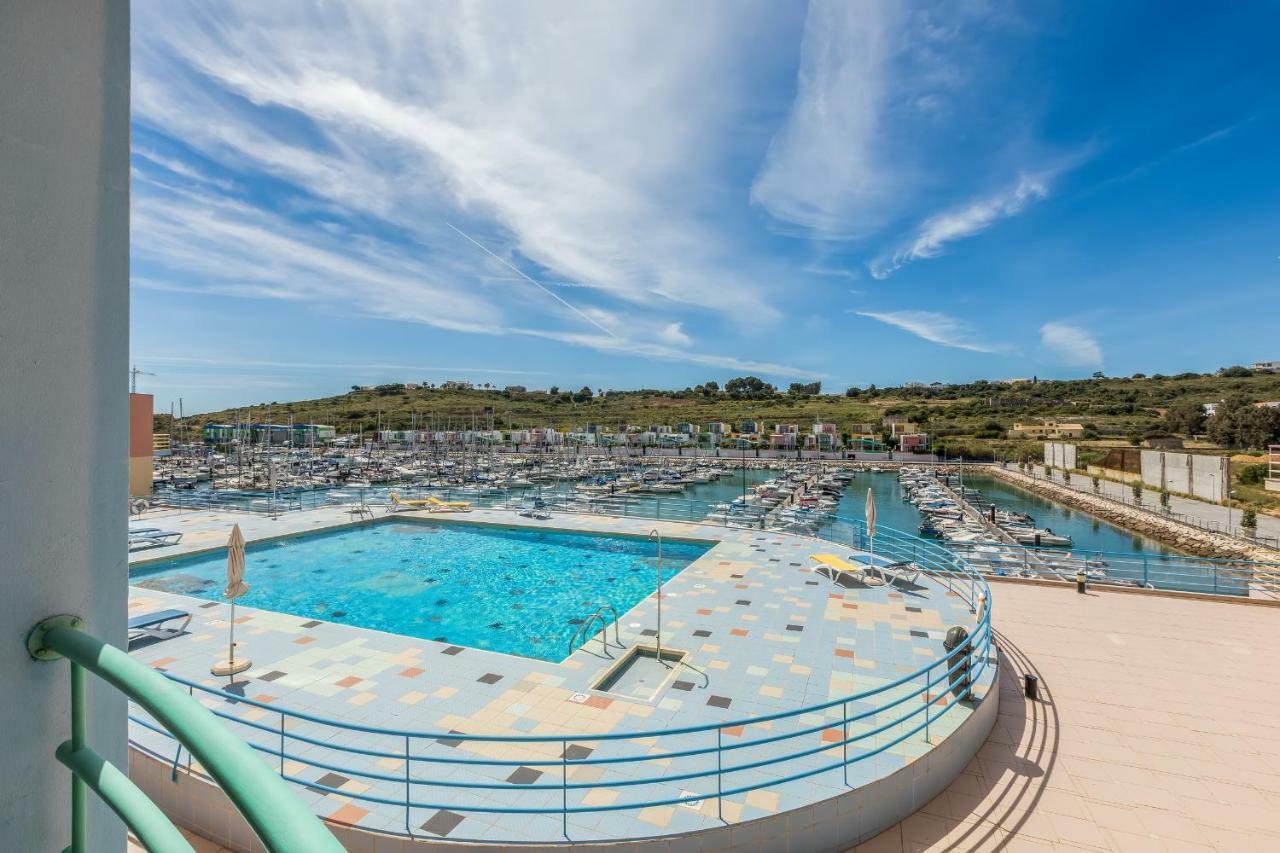 Marina View Apartment Albufeira Dış mekan fotoğraf